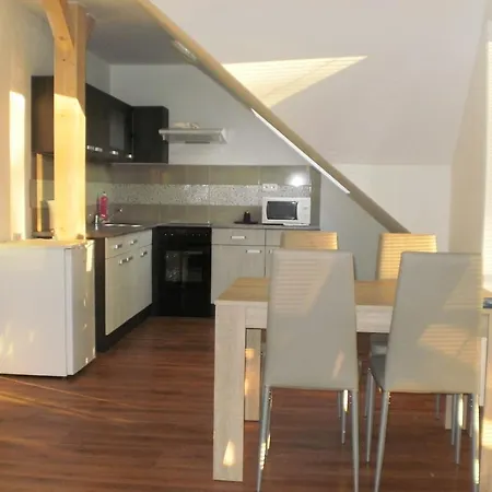Apartman Eva *